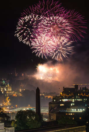 Edinburgh Cityscape with fireworks over The Castle のeditorial素材