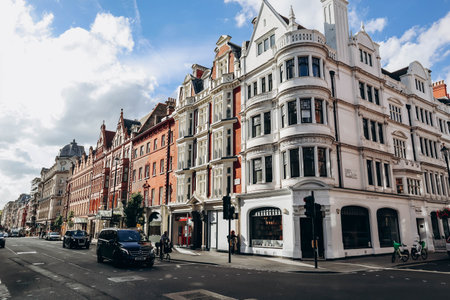 London, United Kingdom - September 25, 2023: beautiful Mayfair district in the West End of London, on an autumn warm dayのeditorial素材
