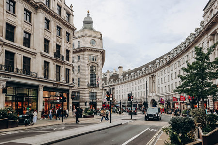 London, United Kingdom - September 25, 2023: beautiful Mayfair district in the West End of London, on an autumn warm dayのeditorial素材