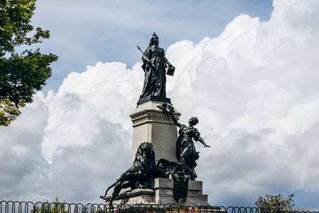 Ottawa, Canada - August 13, 2025: View of the Queen Victoria Monument on Parliament Hillのeditorial素材