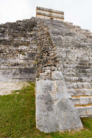 Scenic views of Chichen Itza Maya ruins on Yukatan Peninsula, Mexico.