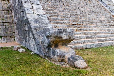 Scenic views of Chichen Itza Maya ruins on Yukatan Peninsula, Mexico.