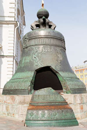 MOSCOW, RUSSIA - APRIL 8, 2015: Views of the territory of the Moscow Kremlin on April 8, 2015. The Kremlin is a fortified complex at the heart of Moscow, overlooking the Moskva River to the south, Saint Basil's Cathedral and Red Square to the east, and thのeditorial素材