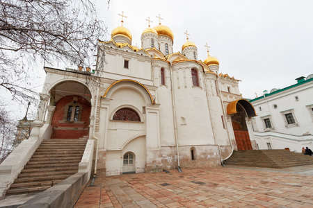 MOSCOW, RUSSIA - APRIL 8, 2015: Views of the territory of the Moscow Kremlin on April 8, 2015. The Kremlin is a fortified complex at the heart of Moscow, overlooking the Moskva River to the south, Saint Basil's Cathedral and Red Square to the east, and thのeditorial素材