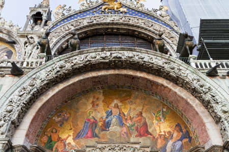 Venice, Italy - April 1, 2013: Street views of ancient architecture in Venice, Italy. Venice is a city in northeastern Italy sited on a group of 118 small islands separated by canals and linked by bridges.のeditorial素材