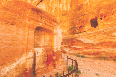 Views of the Lost City of Petra in the Jordanian desert.の写真素材