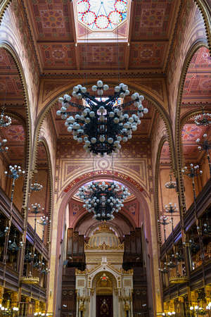 Wide-angle view of Budapest Great Synagogue (DohÃ¡ny Street Synagogue - 1854-1859), the largest synagogue in Europe and one of the largest in the world.のeditorial素材