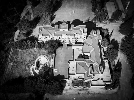 Aerial view of the ruins of a once-famous brutalist hotel close to Alarcon in Cuenca, Castilla-La Mancha.のeditorial素材