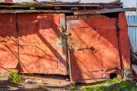 the old ruined barnの写真素材