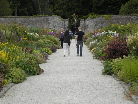 Dublin , August 2011  Tourists at the Powerscourt Palace Gardenのeditorial素材