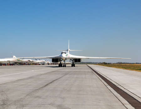 ENGELS, RUSSIA - AUGUST 19, 2017: Air Fleet Day. Military aircraft at a military airfield on the runwayのeditorial素材
