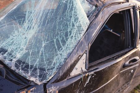 Broken after the accident windshield. Broken windshield
Broken glass Glass in cracks.の写真素材