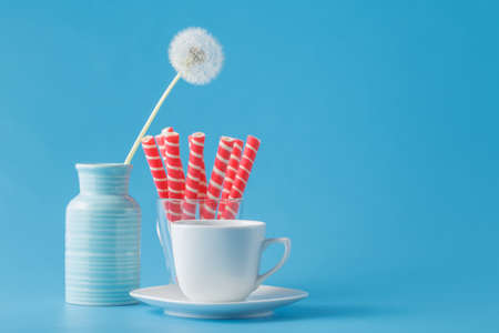 Strawbety cream sticks in glassの写真素材