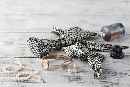 bijouterie pearl on white wooden tableの写真素材