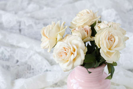 Bouquet of white rosesの写真素材
