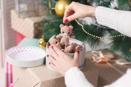 Christmas living room with Christmas tree and gifts under itの写真素材