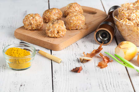 Raw diet chicken meatball cooking processの写真素材