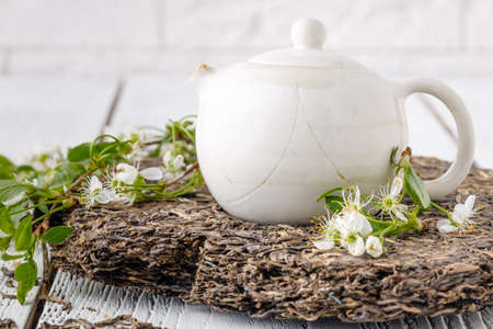 Teapot  of raw puer china teaの写真素材