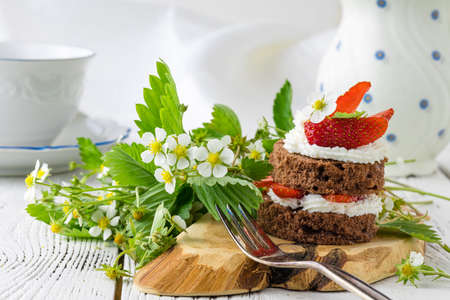 handmade strawbery cake with frrries eready to breakfastの写真素材