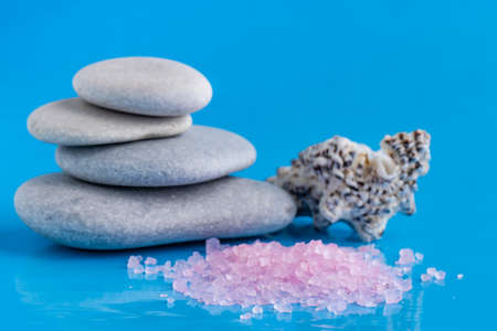 Pink spa sea salt. Lot of pieces of pink himalayan salt crystals, relax and rest, bath procedure.の写真素材