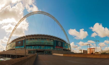 LONDON - MAY 20: Wembley stadium on May 20, 2012 in London, UK. This 90,000-capacity venue is the second largest stadium in Europe, and serves as England's national stadium.のeditorial素材