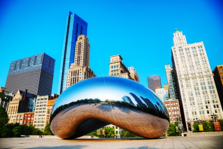CHICAGO - MAY 18: Cloud Gate sculpture in Millenium park on May 18, 2013 in Chicago, IL. It's a public sculpture by Indian-born British artist Anish Kapoor, is the centerpiece of the AT&T Plaza in Millennium Park within the Loop community area of Chicago,のeditorial素材