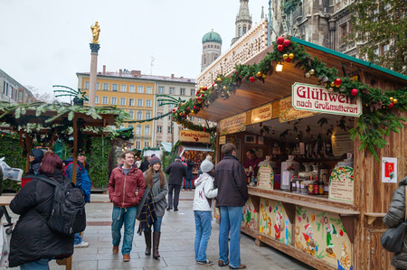 MUNICH - NOVEMBER 30: Marienplatz with people on November 30, 2015 in Munich. It's the 3rd largest city in Germany, after Berlin and Hamburg, with a population of around 1.5 million.のeditorial素材