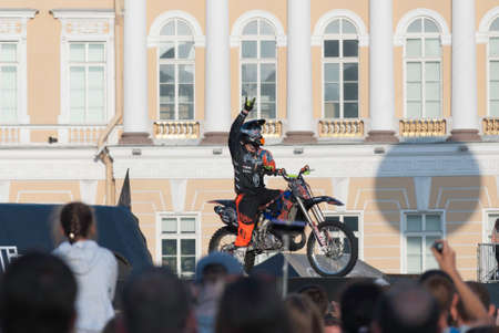 Sankt-Petersburg, Russia - Jule 02, 2015: Motorcyclists welcome viewers, in St. Petersburg, Jule, 2015, Russiaのeditorial素材