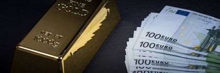 Euro cash and gold bar on a black background. Banknotes. Money. Bill. Ingot. Bullionの写真素材