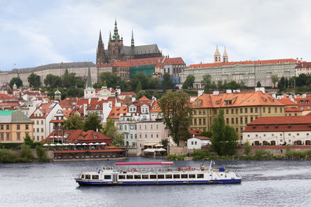 View over Prague Castle from Charles Bridge, Czech Republic,,,のeditorial素材
