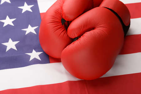A Pair Of Boxing Gloves On American Flagの写真素材
