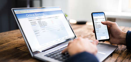 Online Bank Payment And Money Transfer On Screenの写真素材