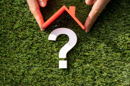Real Estate House Mortgage Questions. Advice And Questionの写真素材