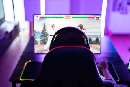 Online Esports PC Player. Young Gamer Girlの写真素材