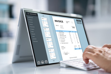 Online Invoice Management And Electronic Billing On Computerの写真素材