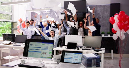 Business Employees Celebrate Birthday Party In Officeの写真素材