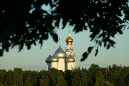 Vologda. Russia. June 2018: St. Sophia Cathedral in the Vologda Kremlin. View of the river and the Orthodox Church.のeditorial素材