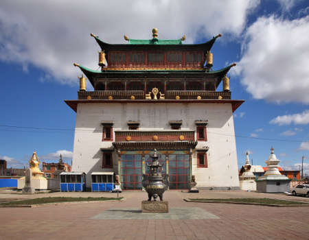 Temple of Boddhisattva Avalokiteshvara. Gandantegchinlen Monastery in Ulaanbaatar. Mongoliaの写真素材