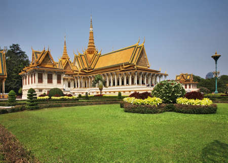 Throne Hall (Preah Tineang Tevea Vinnichay Mohai Moha Prasat) at Royal Palace (Preah Barum Reachea Veang Nei Preah Reacheanachak Kampuchea) in Phnom Penh. Cambodiaのeditorial素材