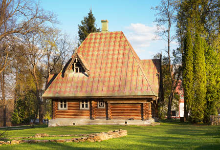 Bathhouse - teremok at Abramtsevo colony. Russiaのeditorial素材