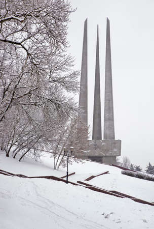 Three bayonet monument at Park Winners in Vitebsk. Belarusのeditorial素材