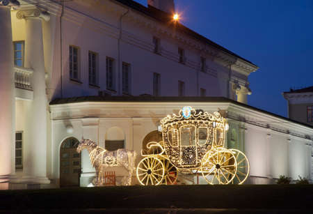 Decorative carriage near old townhouse in Minsk. Belarusのeditorial素材
