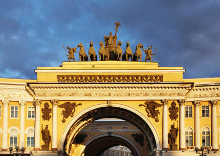 Arch of general staff at Palace Square in Saint Petersburg. Russiaのeditorial素材