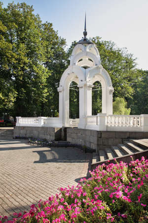 Mirror stream fountain in Victory park. Kharkov. Ukraineのeditorial素材