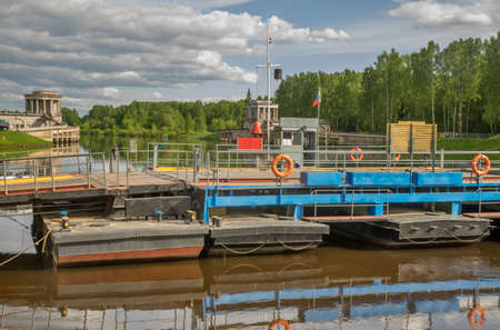 Ferry crossing in Dubna. Russiaのeditorial素材