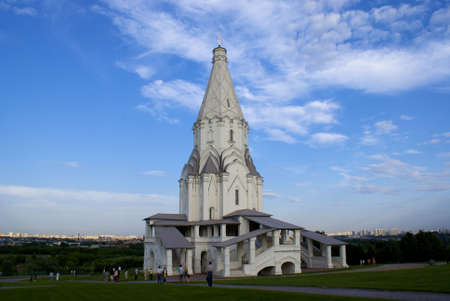 Old white Church in Kolomenscoe-park in  Moscowの写真素材