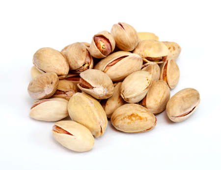 Close-up image of pistachios studio isolated on white backgroundの写真素材