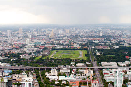 BANGKOK - SEPTEMBER 15 : Bangkok city view September 15, 2011 in Bangkok. City view from the skyscrapperのeditorial素材
