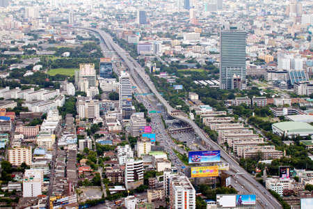 BANGKOK - SEPTEMBER 15 : Bangkok city view September 15, 2011 in Bangkok. City view from the skyscrapperのeditorial素材