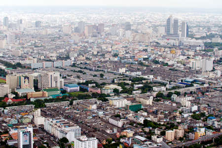 BANGKOK - SEPTEMBER 15 : Bangkok city view September 15, 2011 in Bangkok. City view from the skyscrapperのeditorial素材